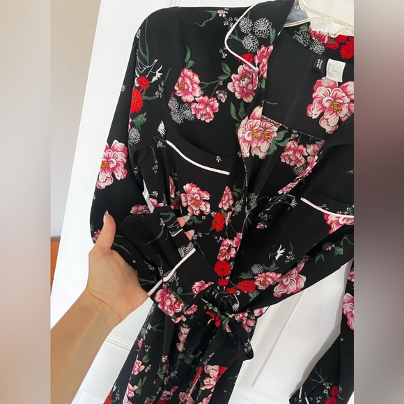 🌹 3 for $25 🛍️ - Picture 4 of 9